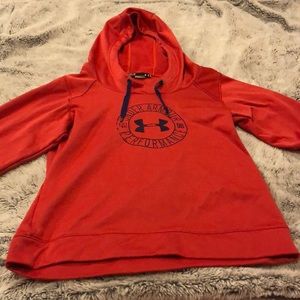 Under armour sweatshirt